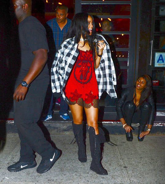 rihanna party patrol 02