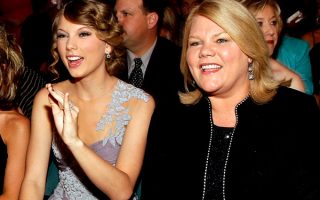 Taylor Swift et sa mère Andrea Swift atteinte d'un cancer
