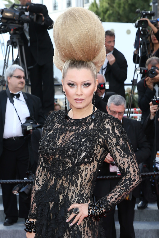 Elena Lenina Montee des marches du film L homme irrationnel a Cannes le 15 mai
