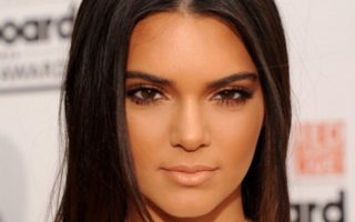 Kendall Jenner affiche des photos sexy d'elle sur Instagram