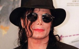 Michael Jackson, il rapporte plus d'argent mort que vivant