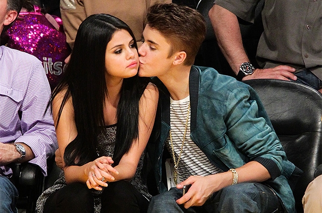 selena gomez justin bieber basketball 650 430
