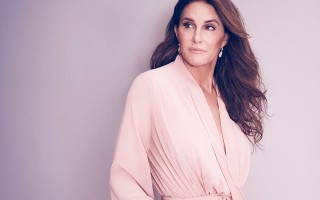 Caitlyn Jenner élue femme de l'année par Glamour Magazine