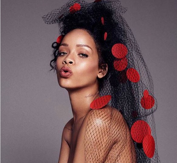 Rihanna Elle