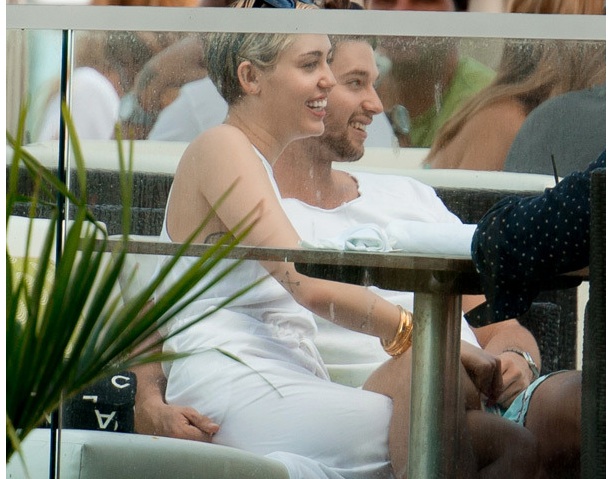 Miley cyrus dîne avec
