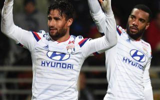 OL : Alexandre Lacazette et Nabil Fekir visés par le PSG, l'OL en colère