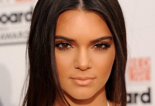 Kendall Jenner affiche des photos sexy d'elle sur Instagram