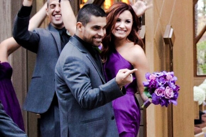 demi lovato wilmer valderrama cotw 9