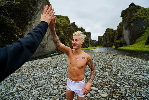 Justin Bieber portrait w674