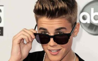 Justin Bieber s'est vu proposé la somme de 1 million de dollars par une entreprise spécialisée dans la fabrique de jouets érotiques, pour fabriquer un sex toy à l'effigie de son sexe