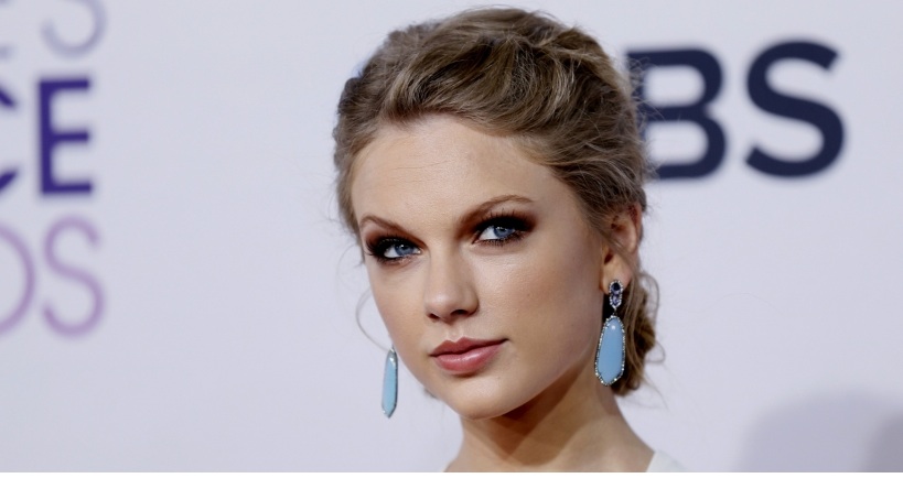 Selon The U.K's Express, Taylor Swift touche environ 1 million de dollars par jour