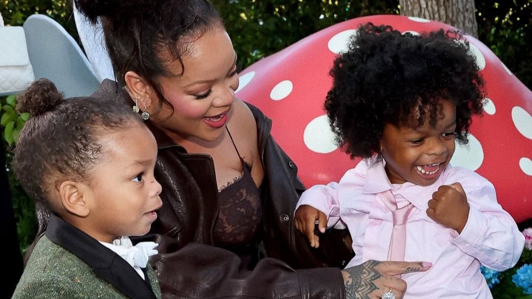 Rihanna avec Riot et RZA